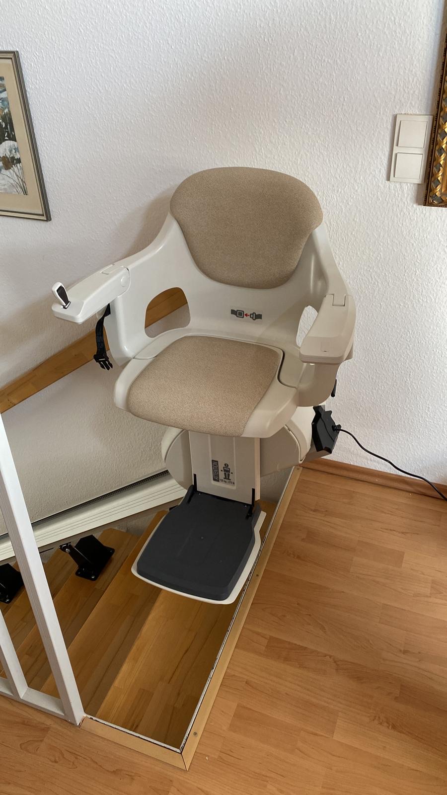Gebrauchte Treppenlifte für gerade Treppen Gebrauchte Treppenlifte für gerade Treppen