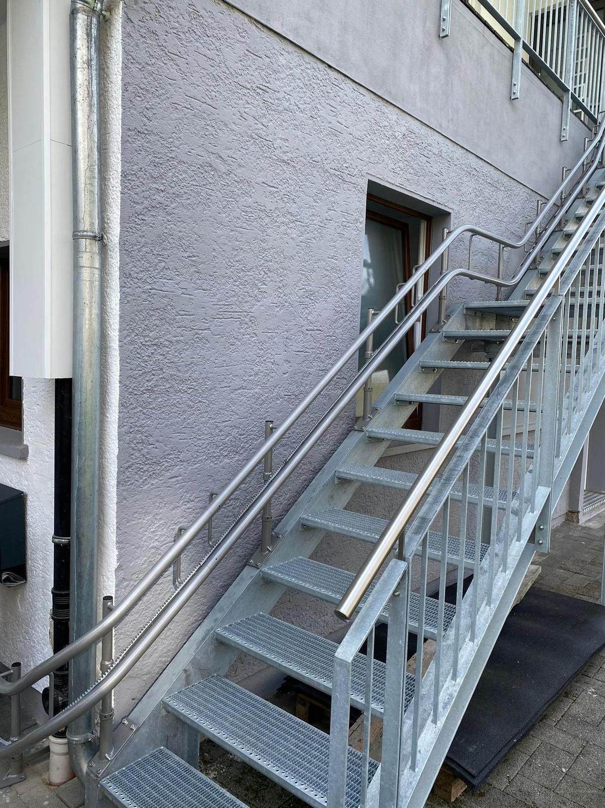 Treppenlift für den Außenbereich Treppenlift für den Außenbereich
